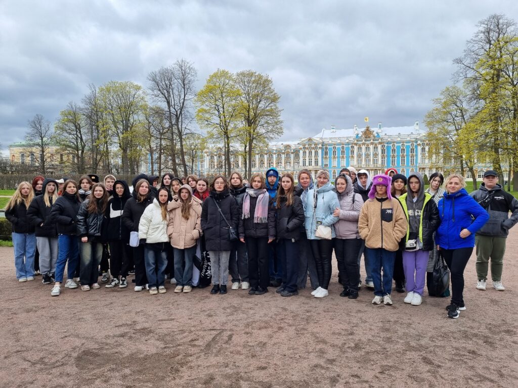 Школьный тур в Санкт-Петербург