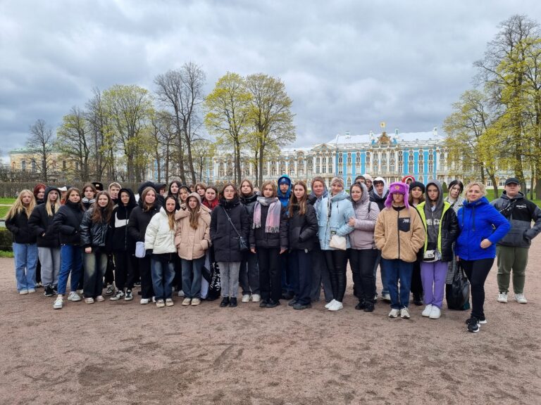 Школьный тур в Санкт-Петербург